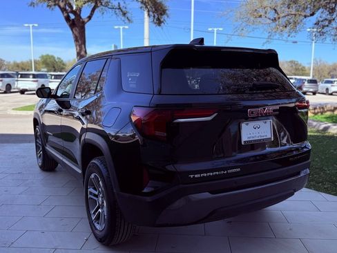 Used 2026 GMC Terrain Elevation image 8