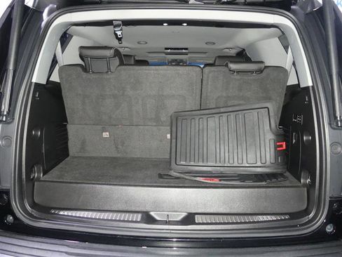 Used 2019 GMC Yukon Denali w/ Denali Ultimate Package image 9