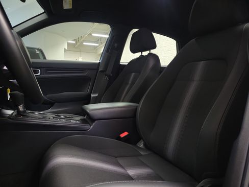 Used 2024 Honda Civic Sport image 17