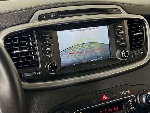 Used 2019 Kia Sorento AWD w/ LX Convenience Package image 13