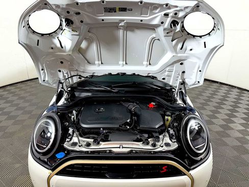 Used 2025 MINI Cooper S image 31