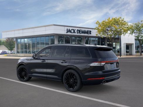 New 2026 Lincoln Aviator Reserve w/ Jet Appearance Package AWD/4WD image 4