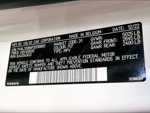 Certified 2023 Volvo XC40 B5 Plus w/ Driver Assist Package image 36