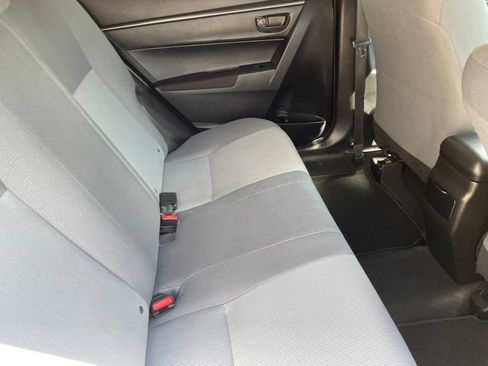 Used 2016 Toyota Corolla L FWD image 18