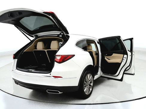 Used 2023 Acura MDX w/ Advance Package AWD/4WD image 14