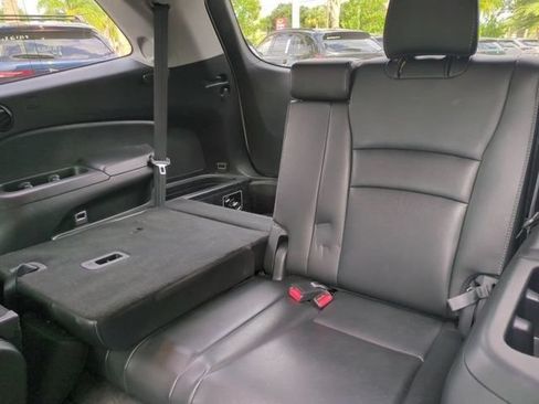 Used 2017 Honda Pilot Elite image 17