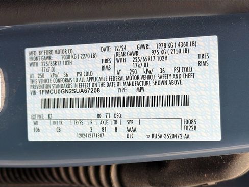 Used 2025 Ford Escape Active FWD image 30