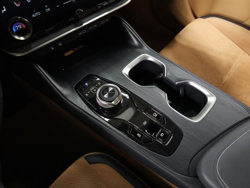 Certified 2023 Lexus RZ 450e Premium w/ Accessory Package (A2) image 33