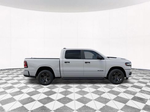 New 2026 RAM 1500 Express AWD/4WD image 29