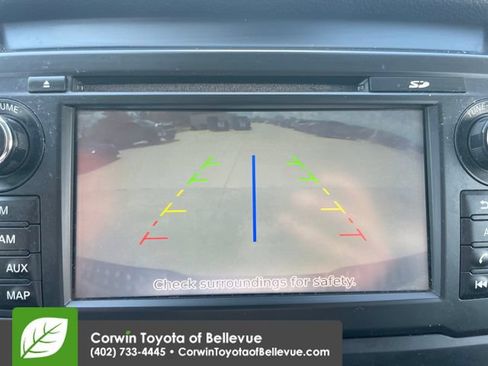 Used 2018 Nissan Titan SV w/ SV Convenience Package AWD/4WD image 14