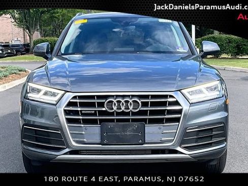 Used 2019 Audi Q5 2.0T Premium Plus w/ Premium Plus Package AWD/4WD image 3