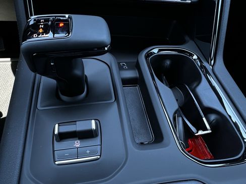 New 2026 GMC Sierra 2500 AT4 w/ AT4 Premium Plus Package image 21