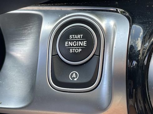 Used 2022 Mercedes-Benz GLB 250 image 36