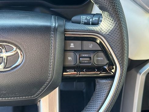 Used 2023 Toyota Sequoia Capstone image 17