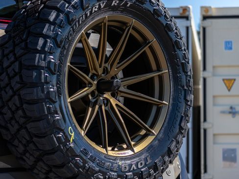 New 2025 Ford Bronco Raptor image 42