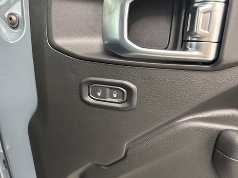 New 2026 Jeep Gladiator Sport image 23