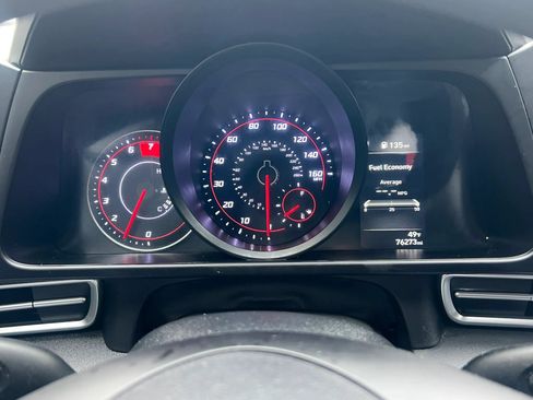Used 2023 Hyundai Elantra SEL FWD image 15