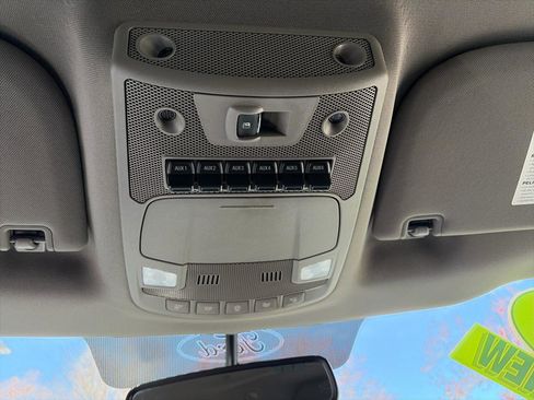 Used 2019 Ford F250 Lariat w/ Chrome Package AWD/4WD image 16