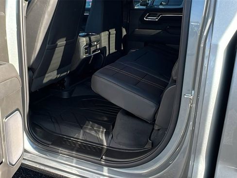 New 2026 Chevrolet Silverado 1500 High Country image 18