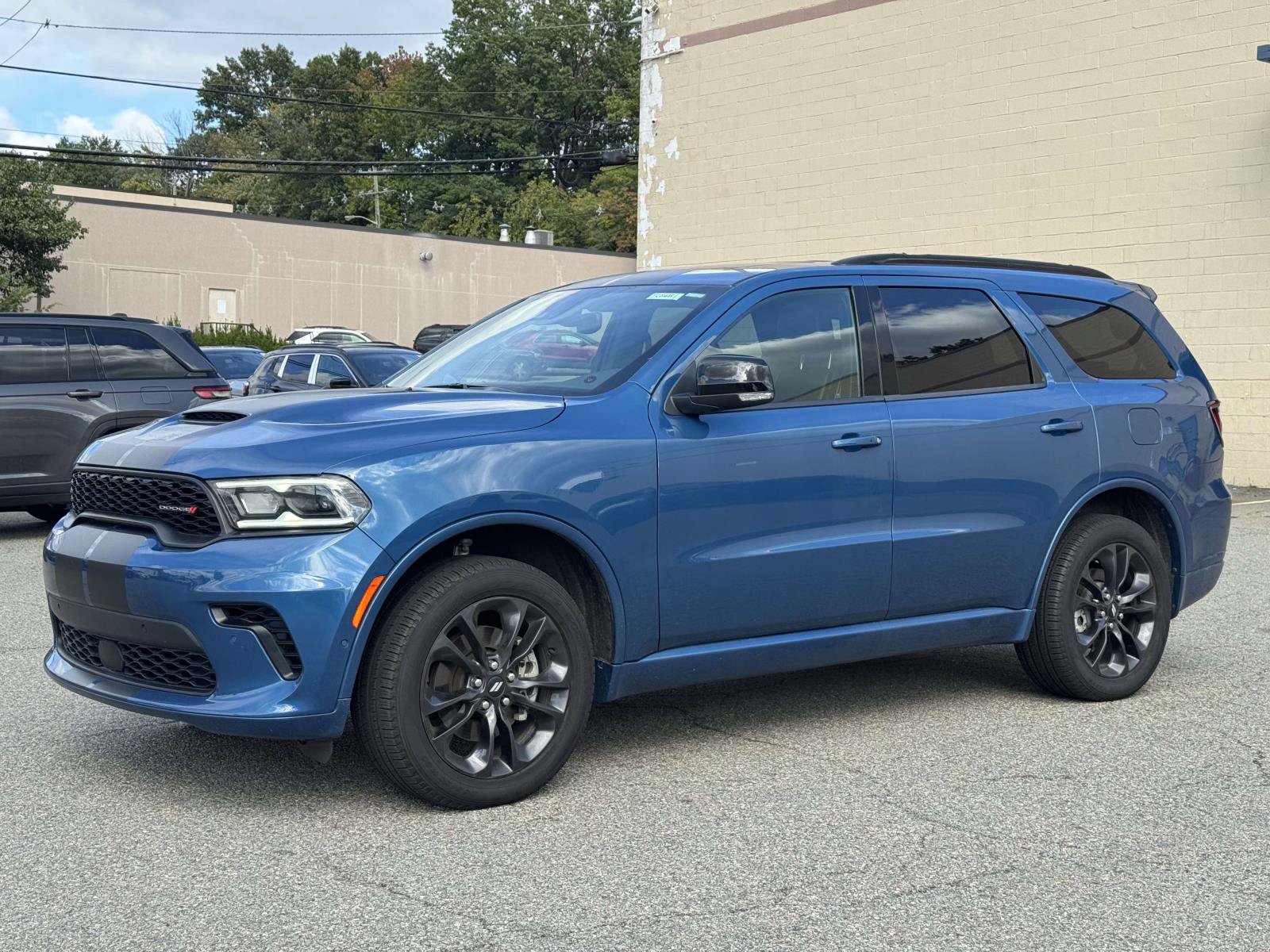 Used 2025 Dodge Durango GT AWD/4WD image 5