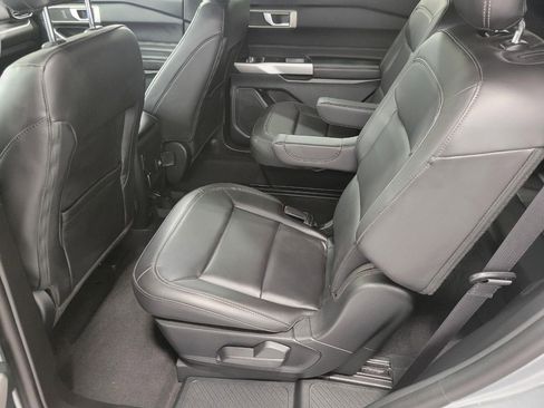 Used 2023 Ford Explorer XLT w/ Equipment Group 202A image 22
