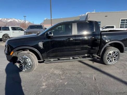 Used 2024 Ford Ranger Lariat w/ FX4 Off-Road Package AWD/4WD image 4