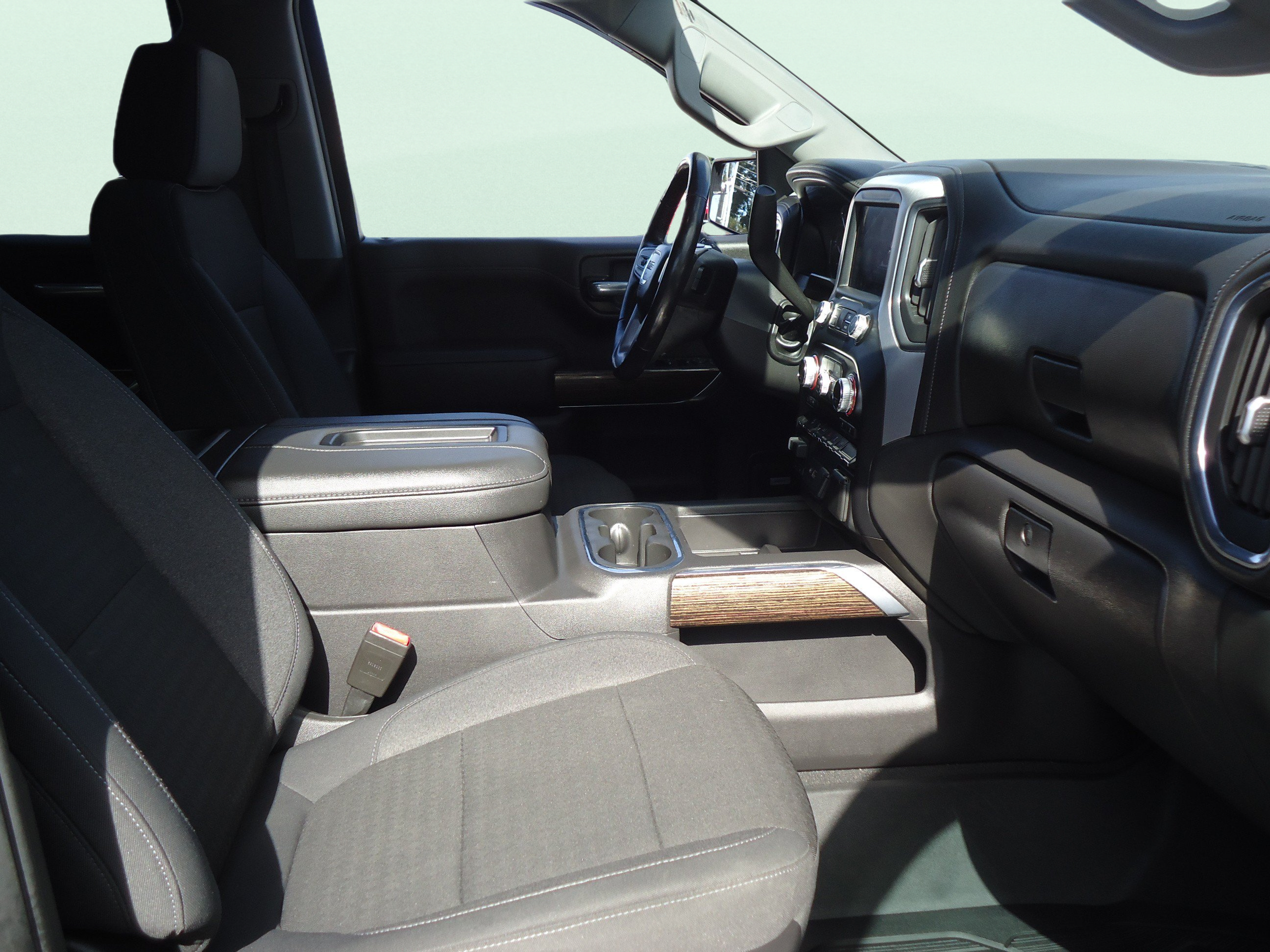 Used 2021 GMC Sierra 1500 Elevation w/ Preferred Package AWD/4WD image 29