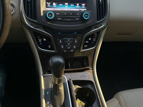 Used 2016 Buick LaCrosse Leather image 11