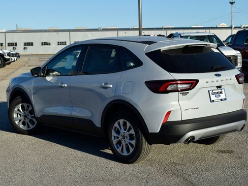 New 2026 Ford Escape Active image 4