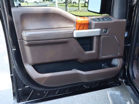 Used 2020 Ford F150 King Ranch w/ Equipment Group 601A Luxury RWD image 20