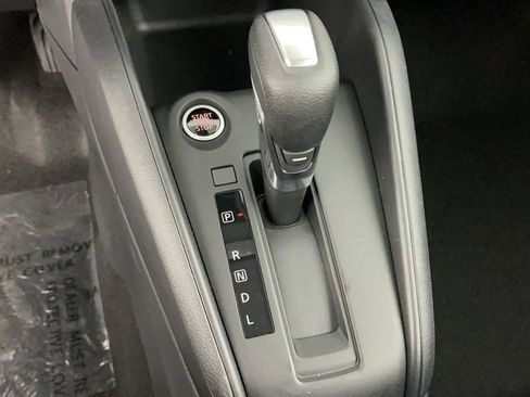 New 2025 Nissan Kicks Play S image 17