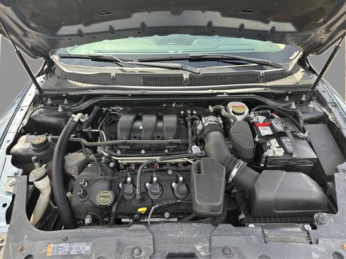 Used 2019 Ford Taurus SEL AWD/4WD image 39
