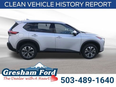Used 2021 Nissan Rogue SV image 8