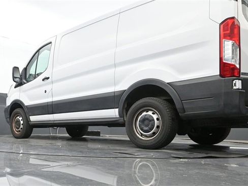 Used 2019 Ford Transit 250 130 Low Roof image 10