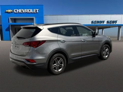 Used 2018 Hyundai Santa Fe Sport w/ 2.4L Tech Package 04 FWD image 5
