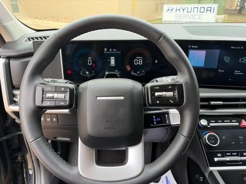 Used 2026 Hyundai Santa Fe SEL AWD/4WD image 14