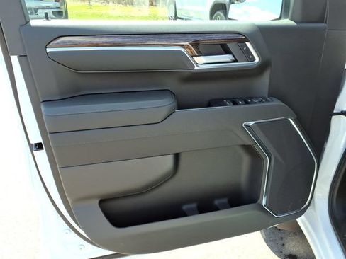 New 2026 GMC Sierra 1500 SLE w/ LPO, GMC Protection Package AWD/4WD image 16