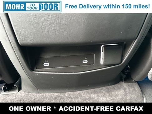 Used 2024 Cadillac Escalade Sport w/ LPO, ONYX Package image 33