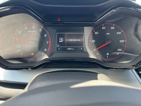 Used 2026 Chevrolet Trax RS FWD image 12