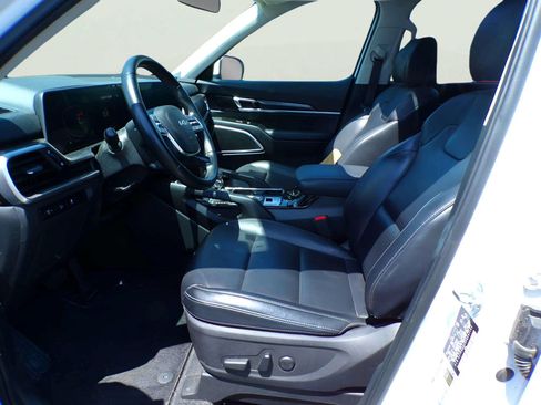 Used 2023 Kia Telluride S w/ S Sunroof Package AWD/4WD image 14