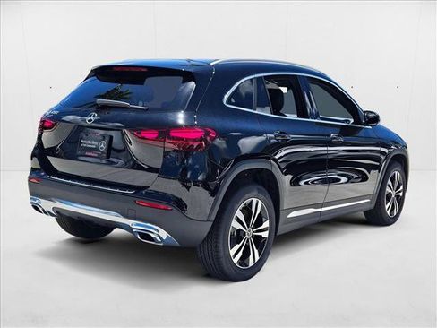 New 2026 Mercedes-Benz GLA 250 image 2