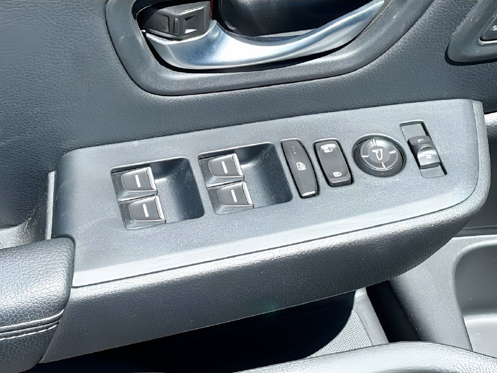Used 2025 Honda Pilot Touring image 18