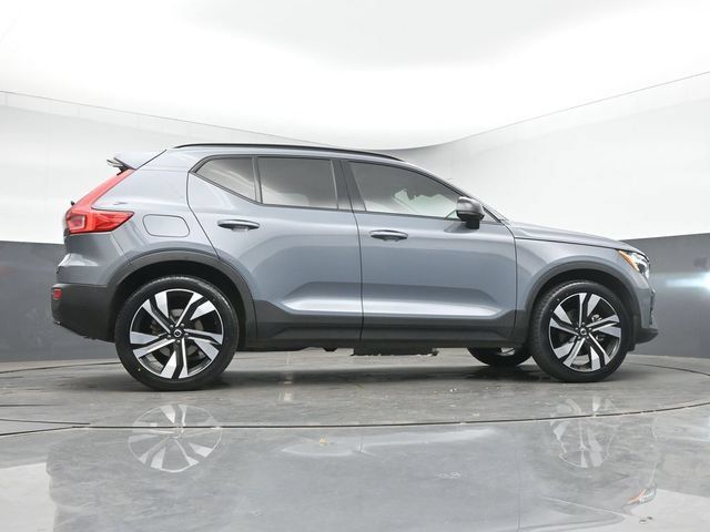 Used 2023 Volvo XC40 B5 Ultimate w/ Protection Package Premier AWD/4WD image 44