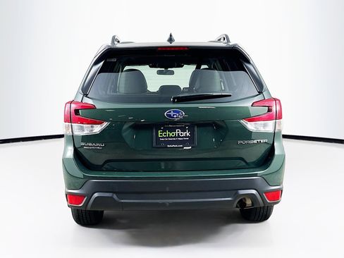 Used 2024 Subaru Forester Premium AWD/4WD image 7