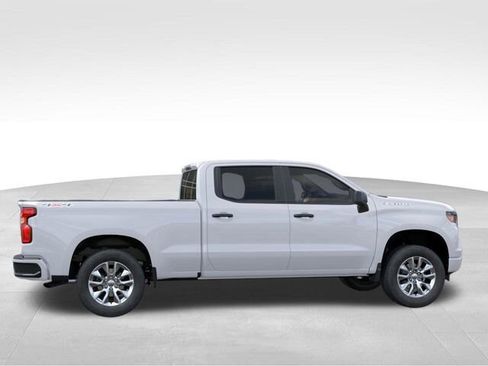 New 2026 Chevrolet Silverado 1500 Custom AWD/4WD image 5