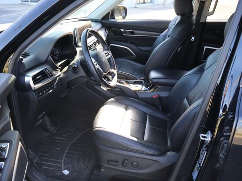 Used 2022 Kia Telluride EX w/ EX Premium Package AWD/4WD image 23
