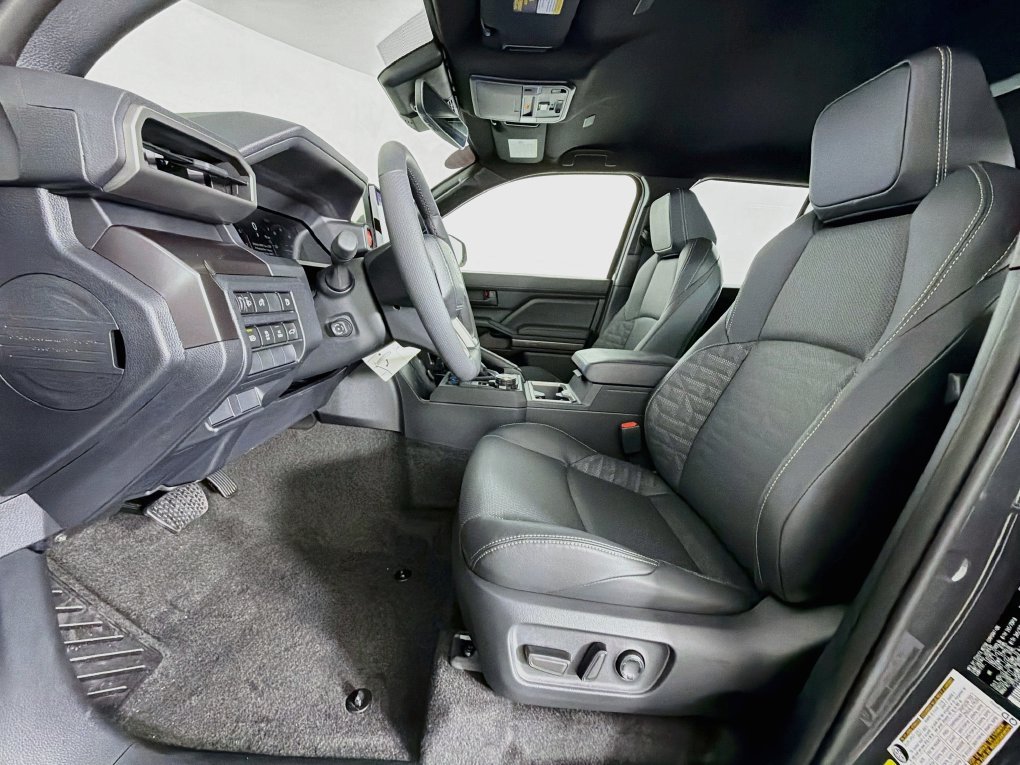 New 2026 Toyota 4Runner TRD Off-Road Premium AWD/4WD image 11
