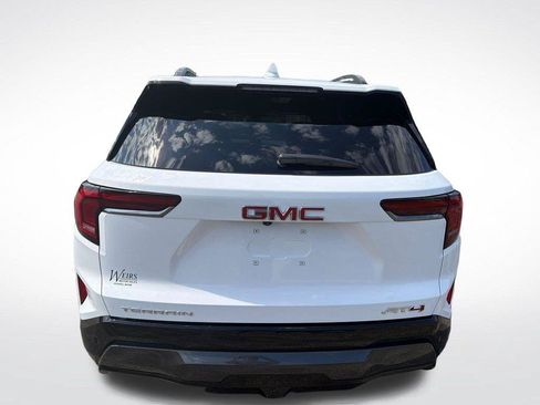 New 2026 GMC Terrain AT4 w/ Technology Package II AWD/4WD image 4