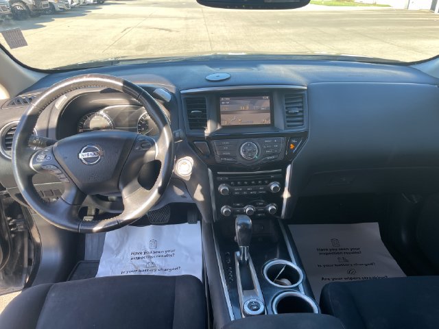Used 2015 Nissan Pathfinder SV FWD image 22