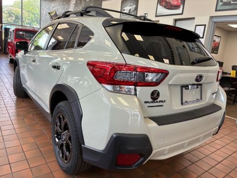 Used 2023 Subaru Crosstrek 2.0i Premium w/ Popular Package #3 AWD/4WD image 7